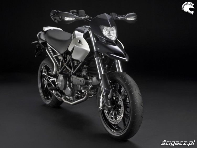 Ducati Hypermotard 796 2010