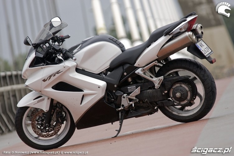 motocykl vfr 800 2009 honda test b mg 0027