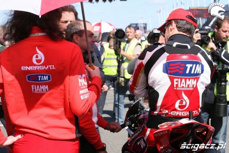Ducati pole startowe World Superbike Assen 2013