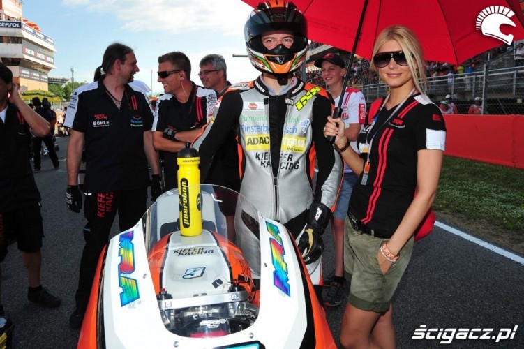 Blond wsparcie Grand Prix Katalonii 2013
