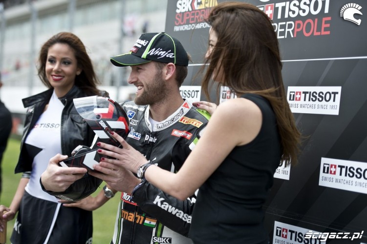 Sykes i modelki World Superbike Portimao 2013