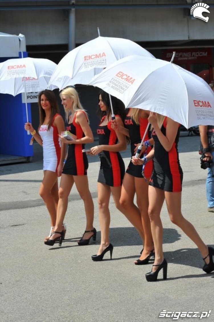 Mocny sklad dziewczyny World Superbike Imola 2013