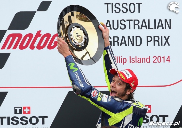 valentino znowu wygrywa motogp australia 2014