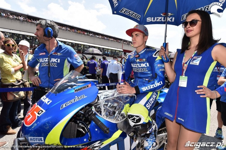 suzuki pitlane 3
