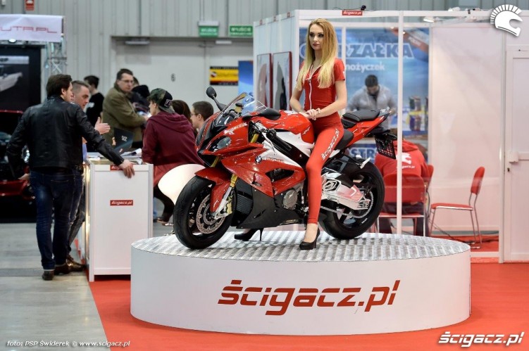 Wystawa motocykli i skuterow 2015 podest Scigacz