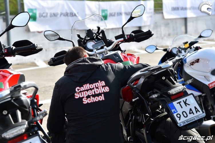 Kontrola motocykli California Superbike School Poznan