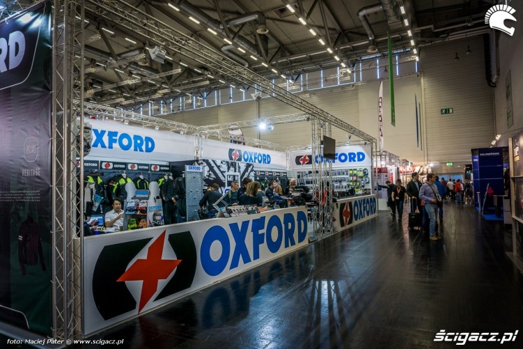 Stoisko OXFORD INTERMOT 2016