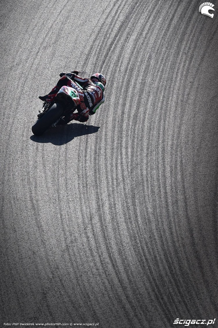 MotoGP Aragon Aprilia Gresini 22 Sam Lowes 14