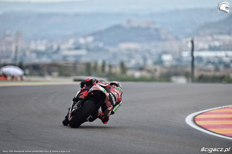 MotoGP Aragon Aprilia Gresini 22 Sam Lowes 3