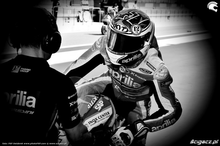 MotoGP Aragon Aprilia Gresini 41 Aleix Espargaro 12