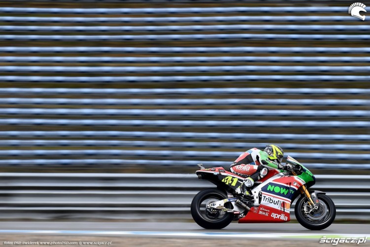 MotoGP Assen TT Motul Aleix Espargaro 41 Aprilia 4
