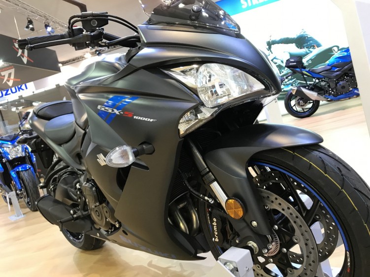 Suzuki na tagrach Intermot 2018 GSXF 1000F