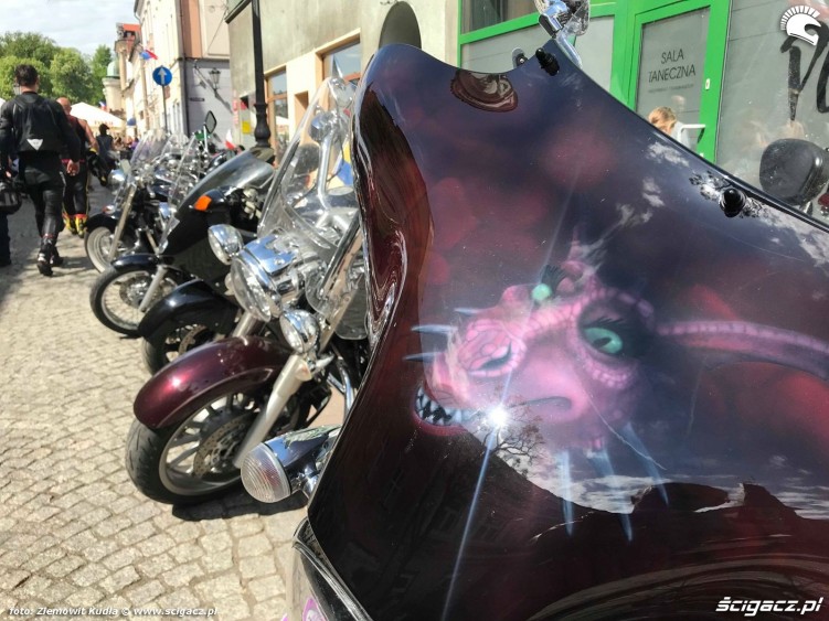 Smok na motocyklu na Motoserce w Pszczynie 2018
