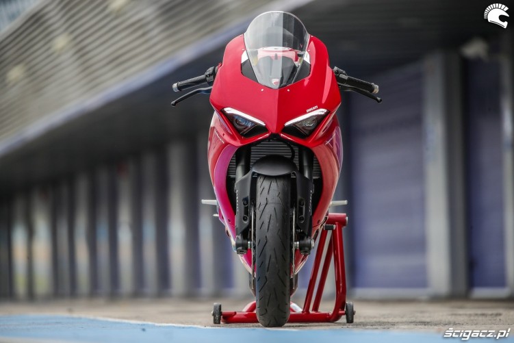 ducati panigale v2 front