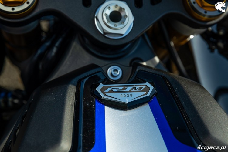 Yamaha R1 M 2020 detale 14