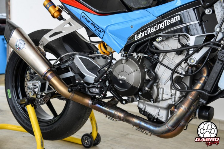 9 Aprilia RS660 Gabro Racing Team silnik