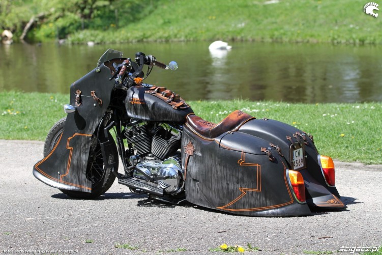 21 Harley Davidson Sportster custom bagger