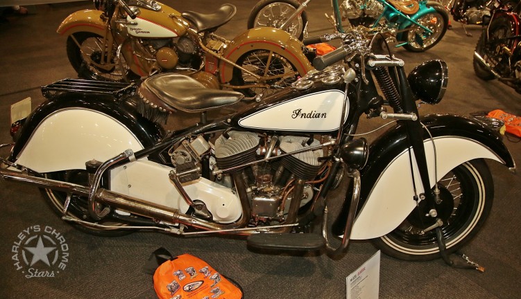 058 Big Twin Bikeshow Expo 22 Houten wystawa motocykli custom