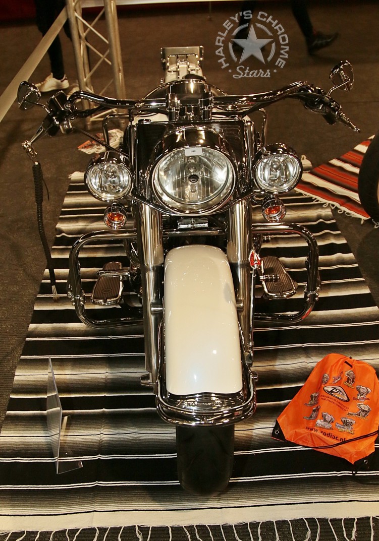 141 Big Twin Bikeshow Expo 22 Houten wystawa motocykli custom