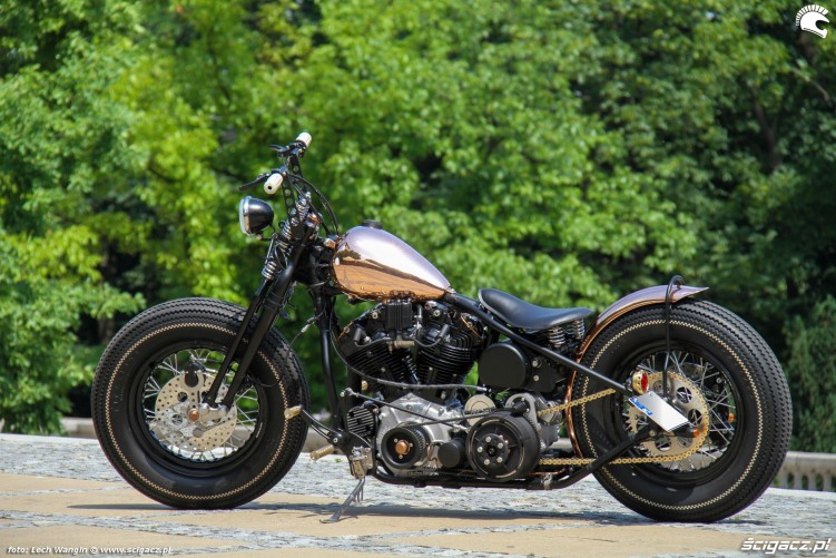 19 Harley Davidson Knucklehead custom