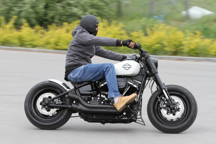 09 jazda customem Harley Davidson Fat Bob