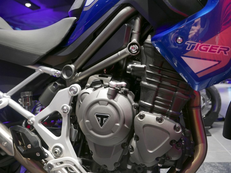 triumph krakow silnik tiger