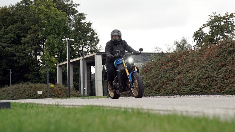 08 Yamaha XSR900 test motocykla
