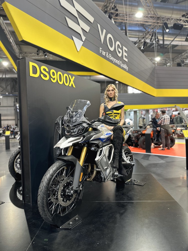 voge ds 900 x Eicma 2023