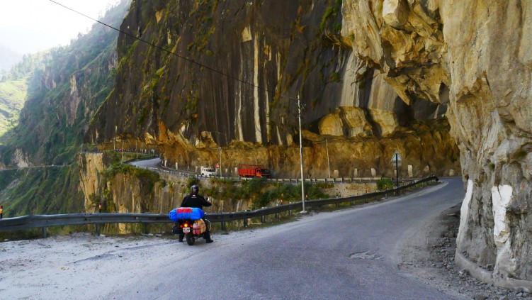 motocyklem w himalajach