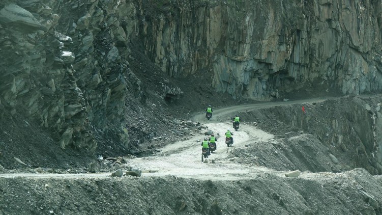 48 Motocykle w Himalajach Spotkanie na Przeleczy
