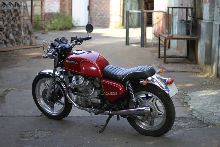 08 Honda CX 500 z roku 1981