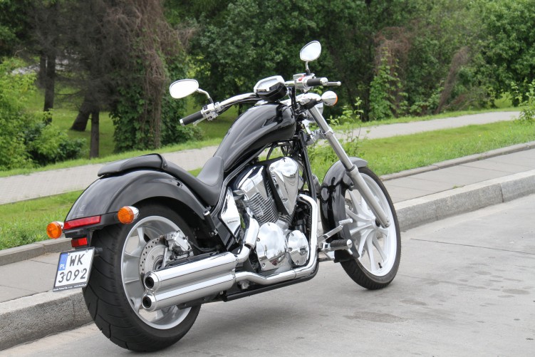 12 Honda Fury VT 1300 CX wydech