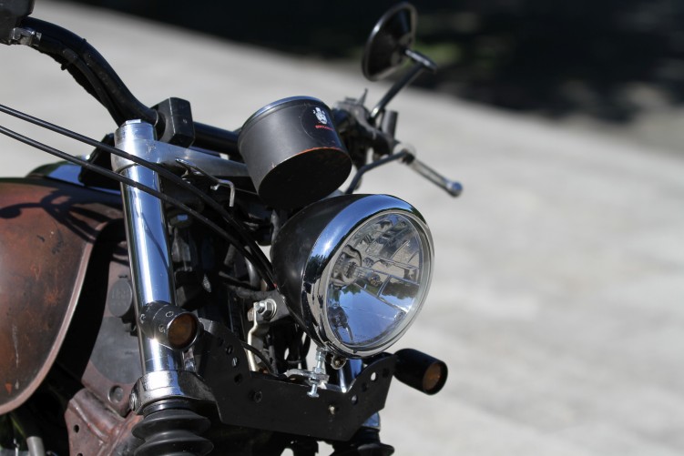 13 Honda VT 1100 Bobber reflektor