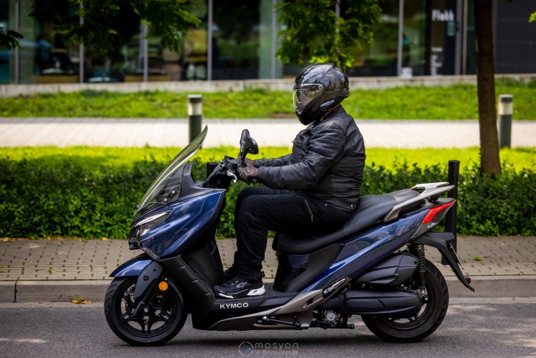 03 Kymco X Town CT 125i na ulicy