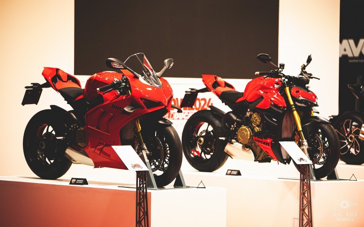 panigale i streetfighter ducati Warsaw Motorcycle Show 2024 16