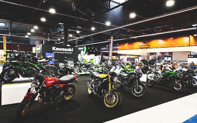 stoisko kawasaki 2024 PTAK Expo Warsaw Motorcycle Show 11