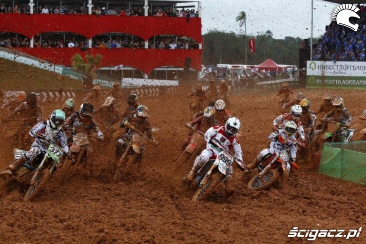 Mistrzostwa Swiata Motocross Brazylia 2012 start wyscigu