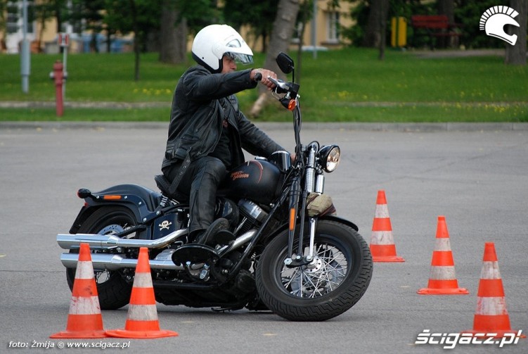 Harley-Davidson Desmomaniax Zegrze 2010