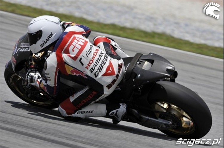 Bradl Action Day One Sepang Test