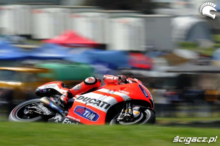 Rossi 2011