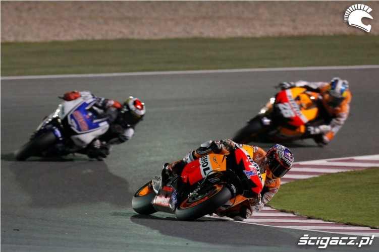 Lorenzo walczy Katar Grand Prix 2012