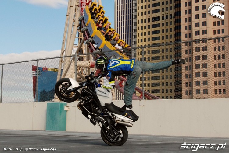 Rollercoaster i stunt Nick Apex