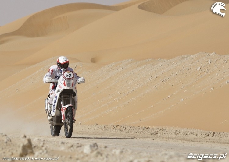 Abu Dhabi Desert Challenge 2011 (4)