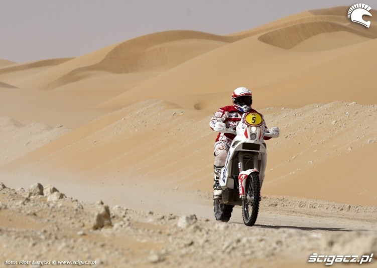 Abu Dhabi Desert Challenge 2011 (5)