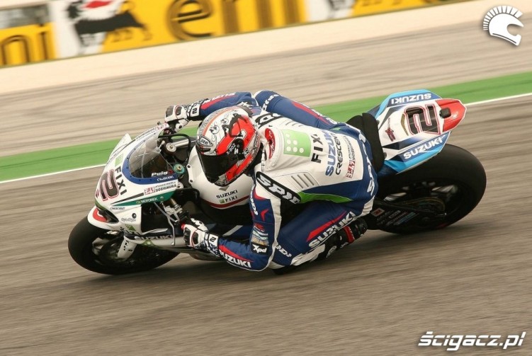 Camier action