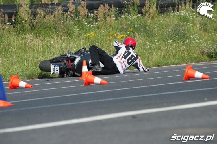 wypadek Honda Gymkhana Radom 2012