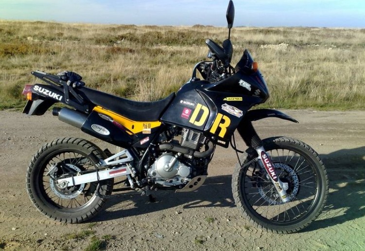 Suzuki-DR650 18933 1