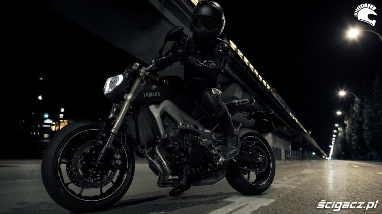 Yamaha MT09 czarna
