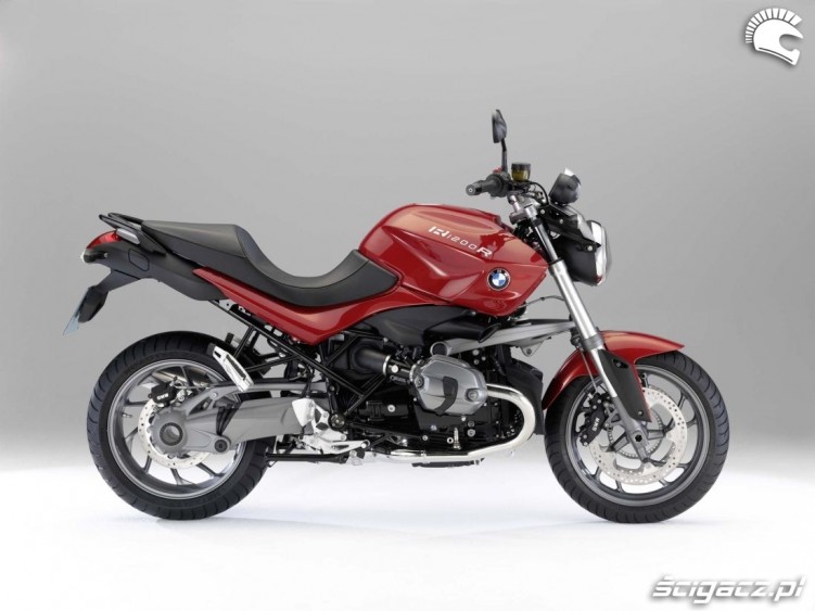 2011-bmw-r1200r-3