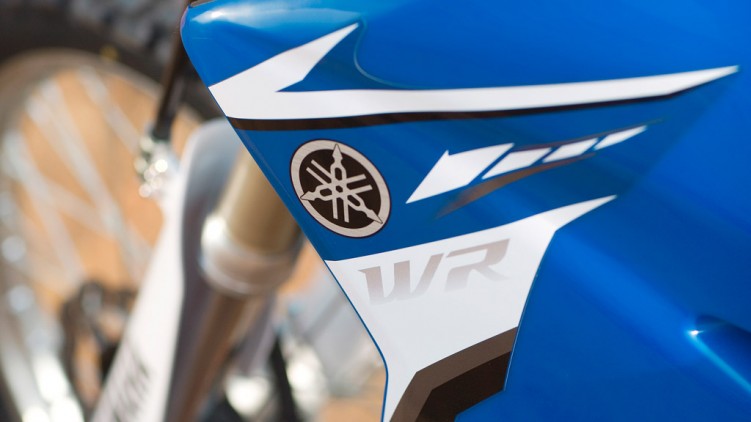 2008-WR250R-detail-03 tcm65-208420